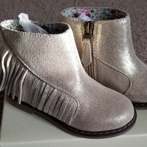 Tucker + Tate flounce boots